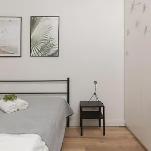 Forum Wola Jana Kazimierza By Renters Apartament